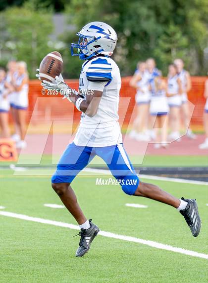 Thumbnail 1 in JV: Rocklin @ Jesuit photogallery.