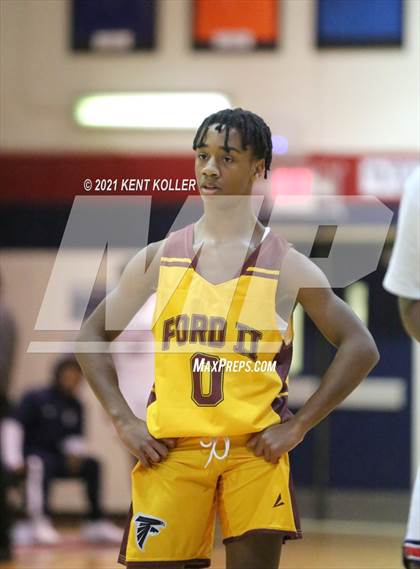 Thumbnail 1 in Utica Ford @ Sterling Heights Stevenson photogallery.