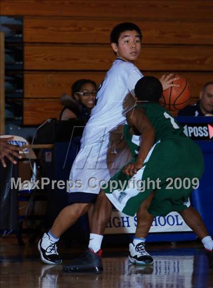 Thumbnail 1 in John Bowne vs Bassick (Queens Jam Christmas Classic) photogallery.
