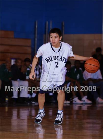 Thumbnail 3 in John Bowne vs Bassick (Queens Jam Christmas Classic) photogallery.