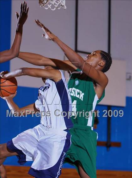 Thumbnail 3 in John Bowne vs Bassick (Queens Jam Christmas Classic) photogallery.