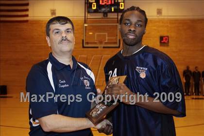 Thumbnail 1 in John Bowne vs Bassick (Queens Jam Christmas Classic) photogallery.