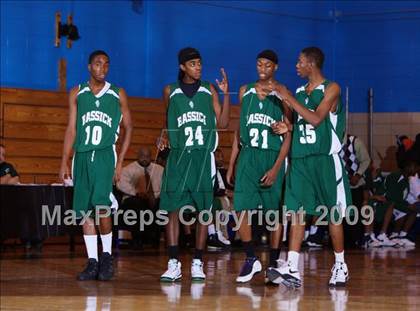 Thumbnail 2 in John Bowne vs Bassick (Queens Jam Christmas Classic) photogallery.