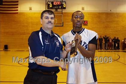 Thumbnail 1 in John Bowne vs Bassick (Queens Jam Christmas Classic) photogallery.