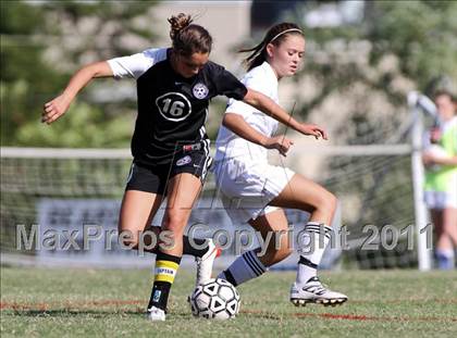 Thumbnail 2 in Bearden vs. Sevier County (Bearden Invitational) photogallery.