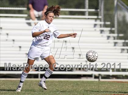 Thumbnail 3 in Bearden vs. Sevier County (Bearden Invitational) photogallery.