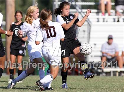 Thumbnail 2 in Bearden vs. Sevier County (Bearden Invitational) photogallery.