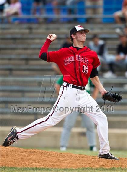 Thumbnail 1 in Fort Bend Baptist vs Fort Worth Christian (TAPPS 4A Semifinal) photogallery.