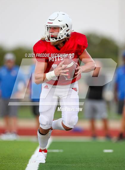 Thumbnail 3 in Sunnyvale @ Pottsboro (Scrimmage) photogallery.