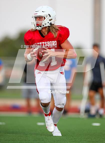 Thumbnail 1 in Sunnyvale @ Pottsboro (Scrimmage) photogallery.