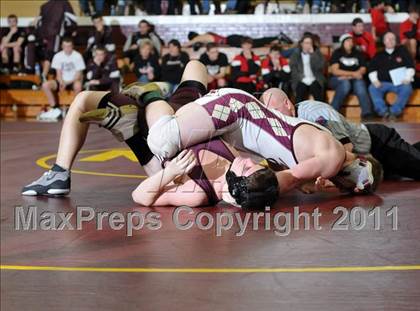 Thumbnail 3 in IHSA Class 1A Regional @ Mt. Carmel photogallery.