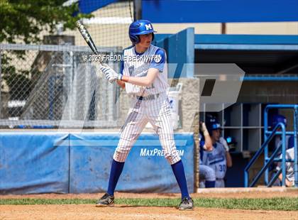 Thumbnail 3 in Evansville Mater Dei @ Evansville Memorial photogallery.