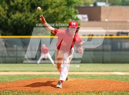 Thumbnail 2 in Evansville Mater Dei @ Evansville Memorial photogallery.
