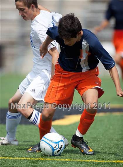 Thumbnail 1 in North Stafford vs Deep Run (VHSL AAA State Final) photogallery.