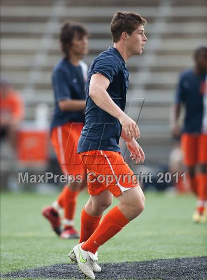 Thumbnail 3 in North Stafford vs Deep Run (VHSL AAA State Final) photogallery.