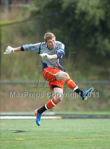 Thumbnail 2 in North Stafford vs Deep Run (VHSL AAA State Final) photogallery.