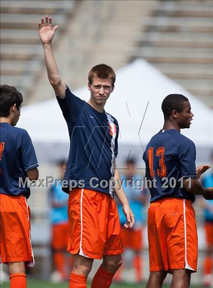 Thumbnail 2 in North Stafford vs Deep Run (VHSL AAA State Final) photogallery.