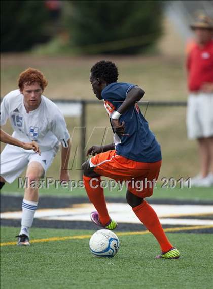 Thumbnail 1 in North Stafford vs Deep Run (VHSL AAA State Final) photogallery.