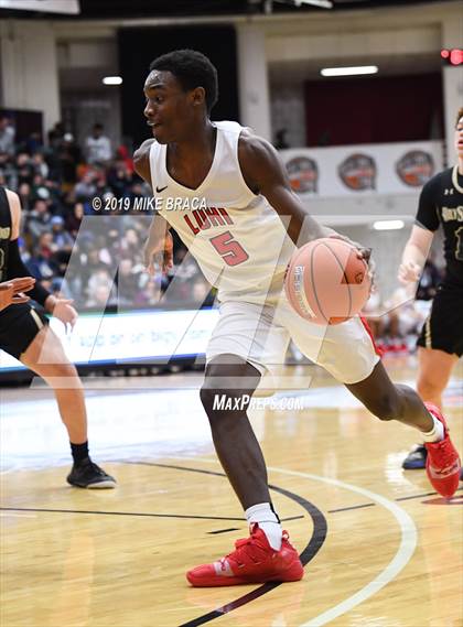 Thumbnail 2 in Holy Spirit Prep vs. Long Island Lutheran (Spalding Hoophall Classic) photogallery.
