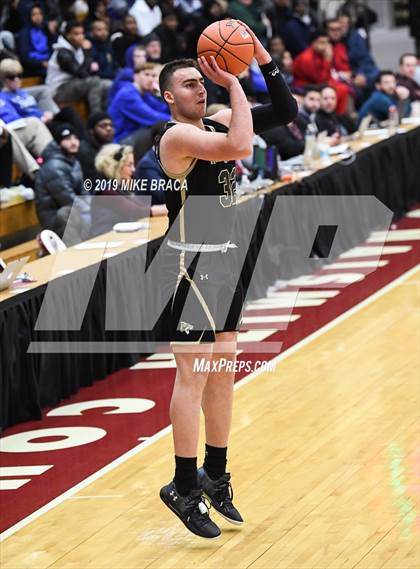 Thumbnail 2 in Holy Spirit Prep vs. Long Island Lutheran (Spalding Hoophall Classic) photogallery.
