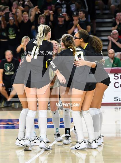 Thumbnail 3 in Basha vs. Perry (AIA 6A Final)  photogallery.