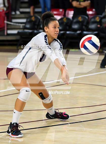 Thumbnail 2 in Basha vs. Perry (AIA 6A Final)  photogallery.