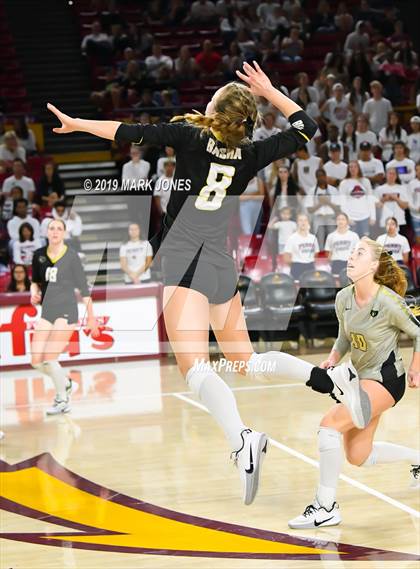 Thumbnail 1 in Basha vs. Perry (AIA 6A Final)  photogallery.