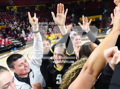 Thumbnail 3 in Basha vs. Perry (AIA 6A Final)  photogallery.