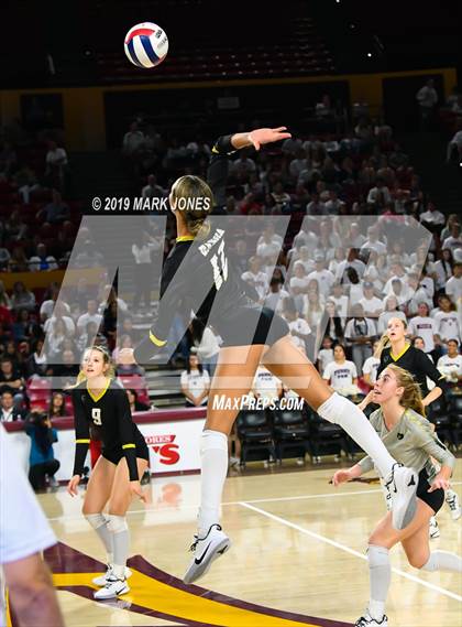 Thumbnail 1 in Basha vs. Perry (AIA 6A Final)  photogallery.