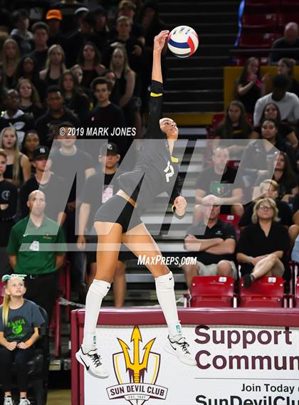 Thumbnail 1 in Basha vs. Perry (AIA 6A Final)  photogallery.