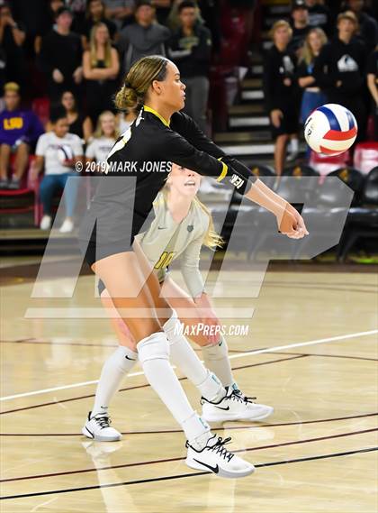 Thumbnail 3 in Basha vs. Perry (AIA 6A Final)  photogallery.