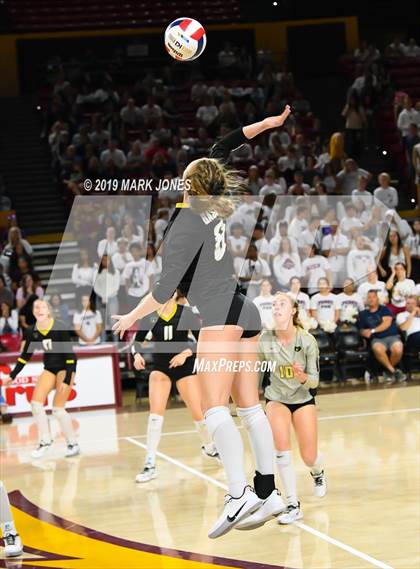 Thumbnail 2 in Basha vs. Perry (AIA 6A Final)  photogallery.