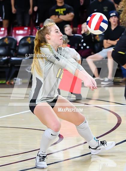 Thumbnail 2 in Basha vs. Perry (AIA 6A Final)  photogallery.