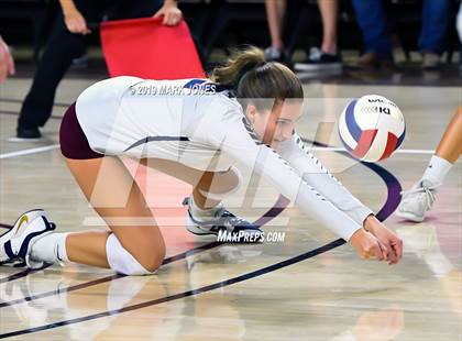 Thumbnail 1 in Basha vs. Perry (AIA 6A Final)  photogallery.