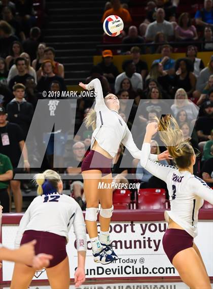 Thumbnail 3 in Basha vs. Perry (AIA 6A Final)  photogallery.