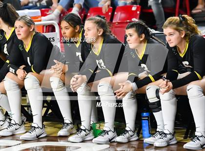 Thumbnail 2 in Basha vs. Perry (AIA 6A Final)  photogallery.