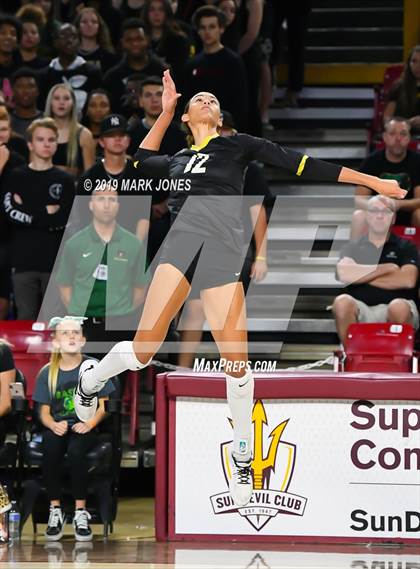 Thumbnail 2 in Basha vs. Perry (AIA 6A Final)  photogallery.