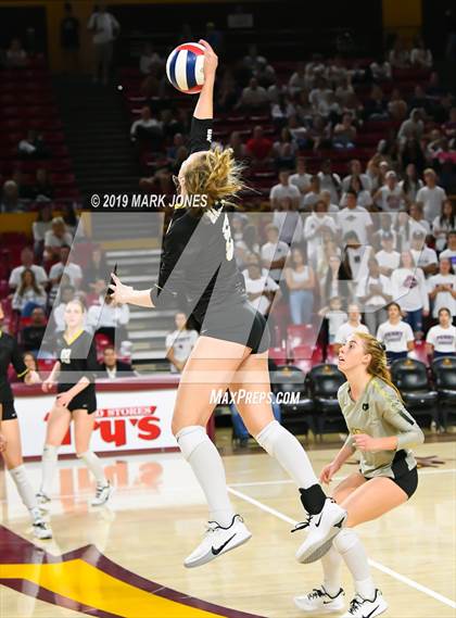 Thumbnail 2 in Basha vs. Perry (AIA 6A Final)  photogallery.