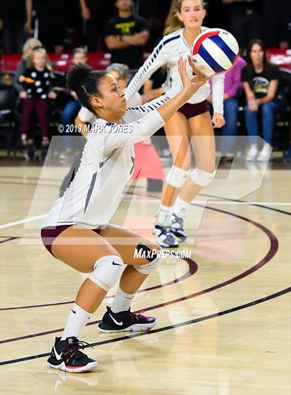 Thumbnail 2 in Basha vs. Perry (AIA 6A Final)  photogallery.