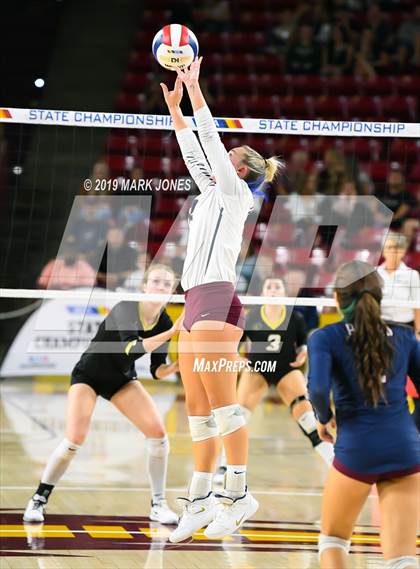 Thumbnail 1 in Basha vs. Perry (AIA 6A Final)  photogallery.