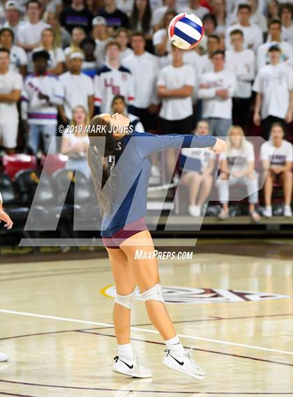 Thumbnail 2 in Basha vs. Perry (AIA 6A Final)  photogallery.