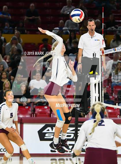 Thumbnail 1 in Basha vs. Perry (AIA 6A Final)  photogallery.