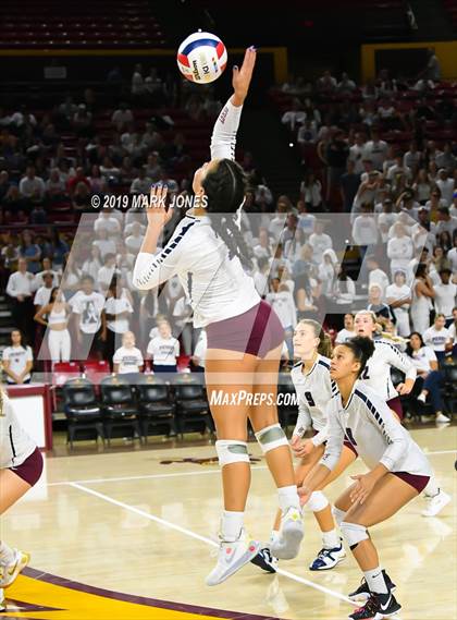 Thumbnail 2 in Basha vs. Perry (AIA 6A Final)  photogallery.