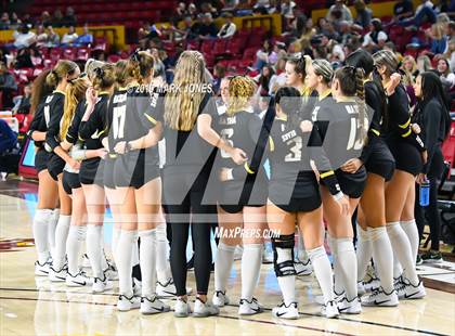 Thumbnail 1 in Basha vs. Perry (AIA 6A Final)  photogallery.