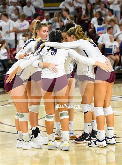 Thumbnail 1 in Basha vs. Perry (AIA 6A Final)  photogallery.