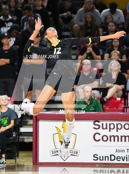 Thumbnail 1 in Basha vs. Perry (AIA 6A Final)  photogallery.