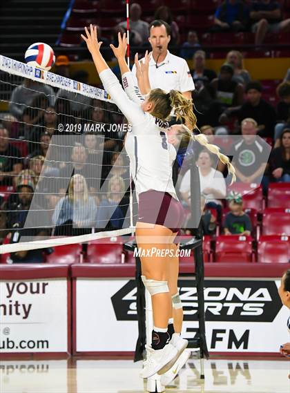 Thumbnail 1 in Basha vs. Perry (AIA 6A Final)  photogallery.
