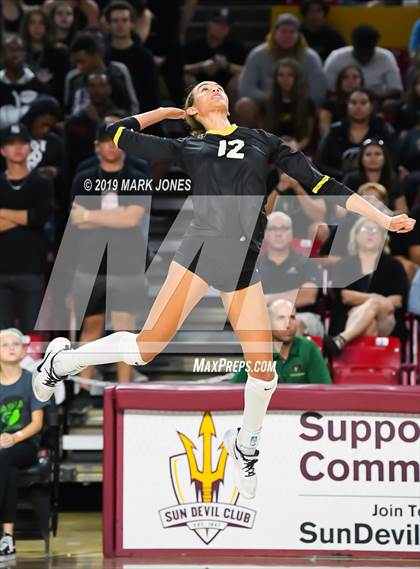 Thumbnail 2 in Basha vs. Perry (AIA 6A Final)  photogallery.