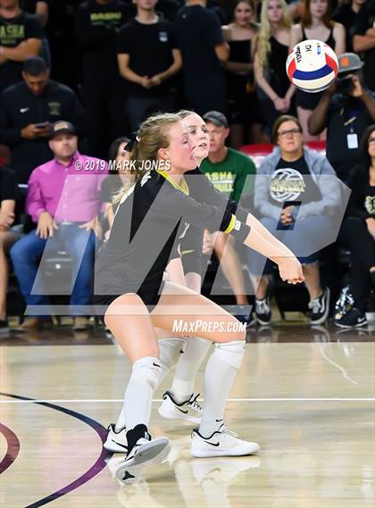 Thumbnail 1 in Basha vs. Perry (AIA 6A Final)  photogallery.