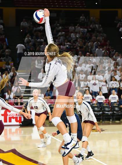 Thumbnail 1 in Basha vs. Perry (AIA 6A Final)  photogallery.